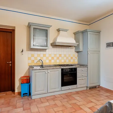 Vakantieboerderij Casolare Dei Fiori - Le Ortensie Montecarlo